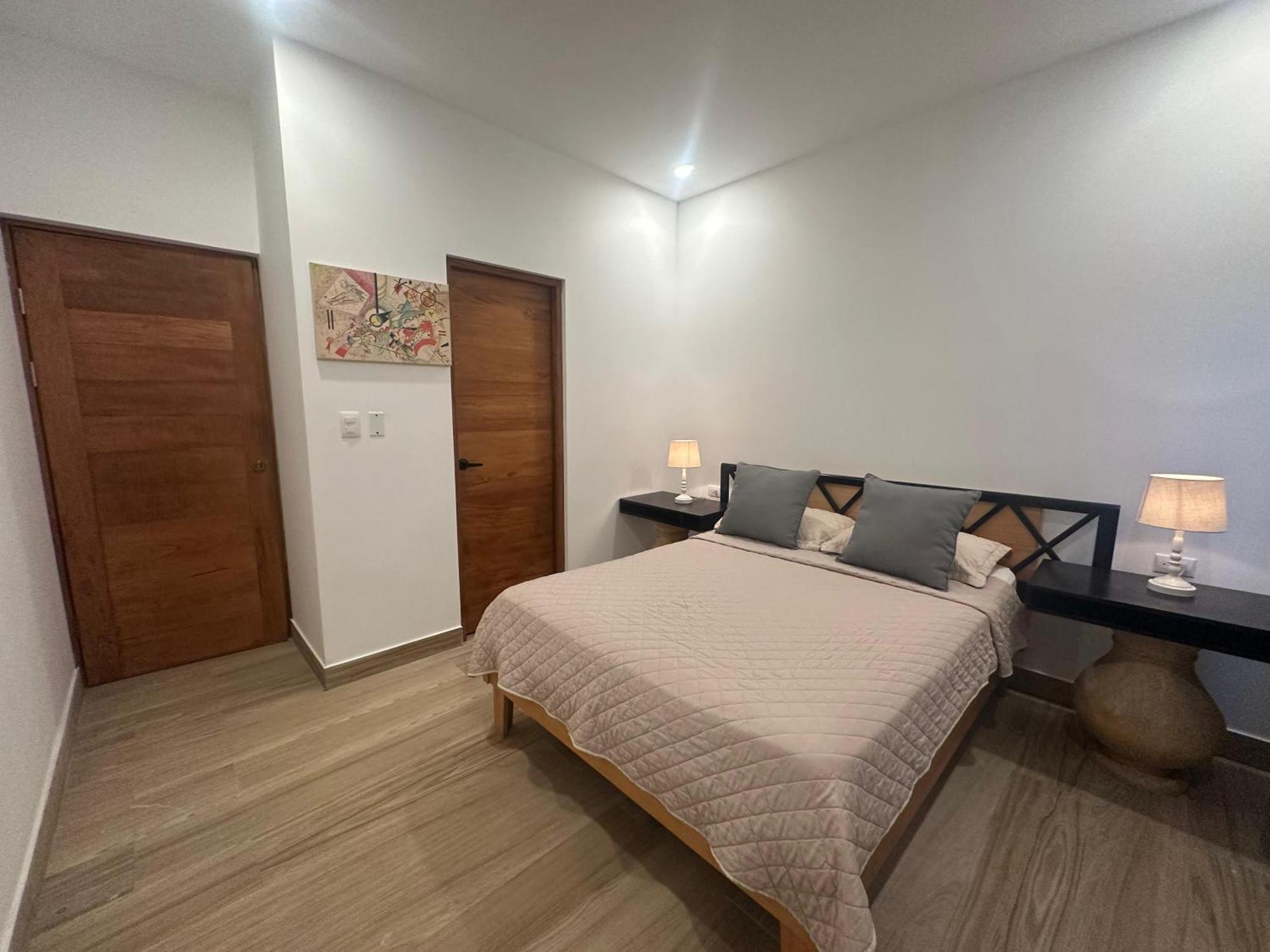 Private Fully Furnished Home At Wide Mouth Frog Hostel Quepos Esterno foto