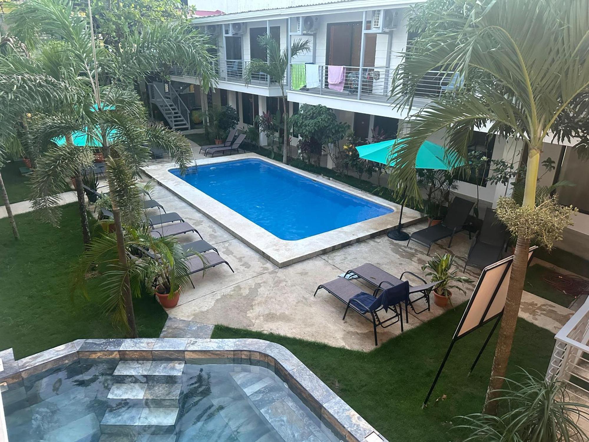 Private Fully Furnished Home At Wide Mouth Frog Hostel Quepos Esterno foto